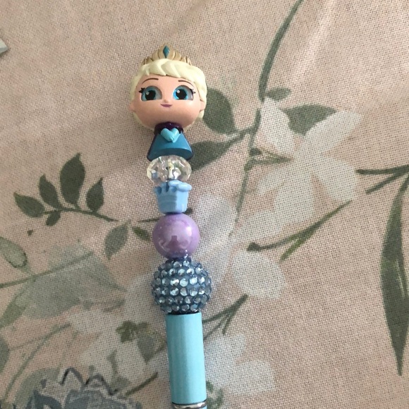 Elsa, Anna, Sven, Olaf Frozen Character Beaded Pens Set Collectibles - Picture 2 of 11
